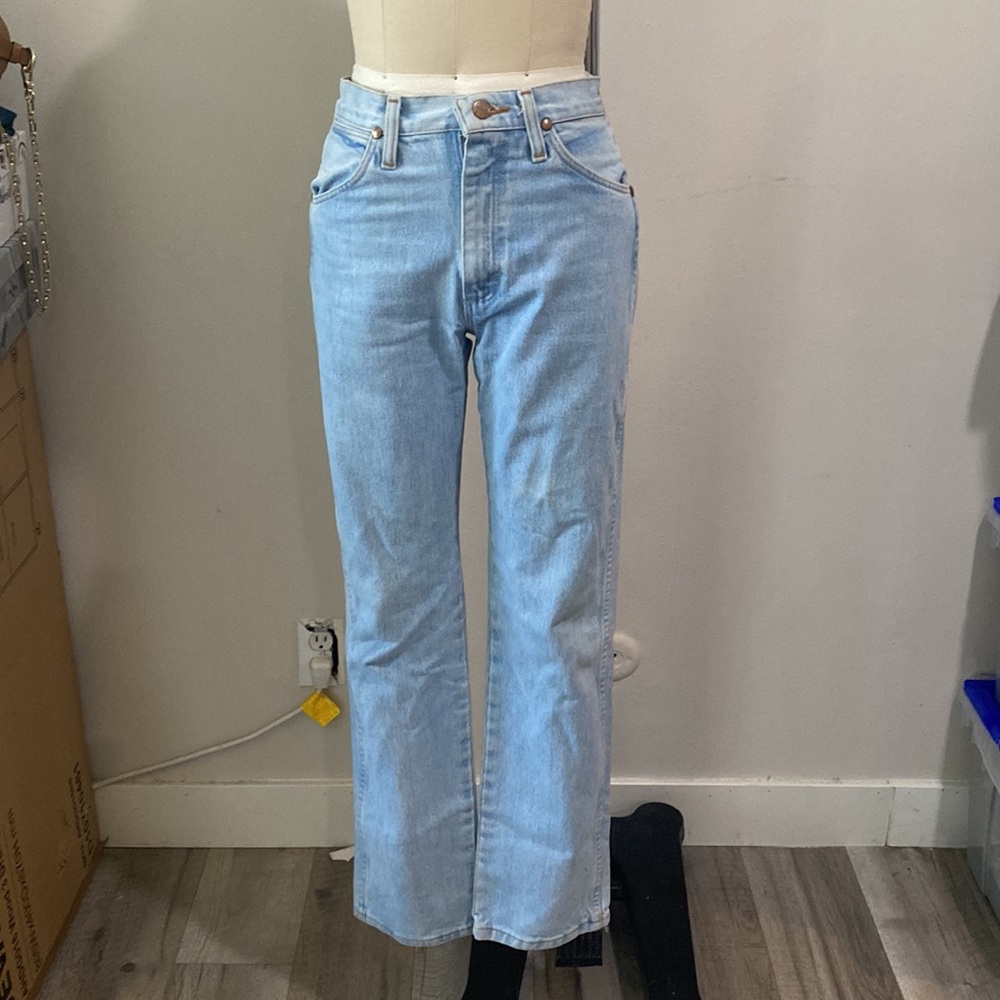 Wrangler Light Wash Straight Jean